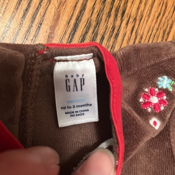 Like new Gap brown velour dress with matching bloomers - Picture 6 of 15